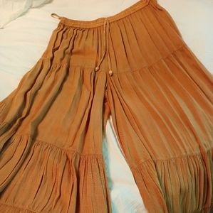 Boho ruffled pants
